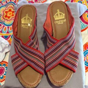 Crown Vintage Multicolored Wedge Sandal Gently Worn Size 10